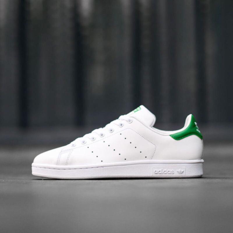 stan smith men white