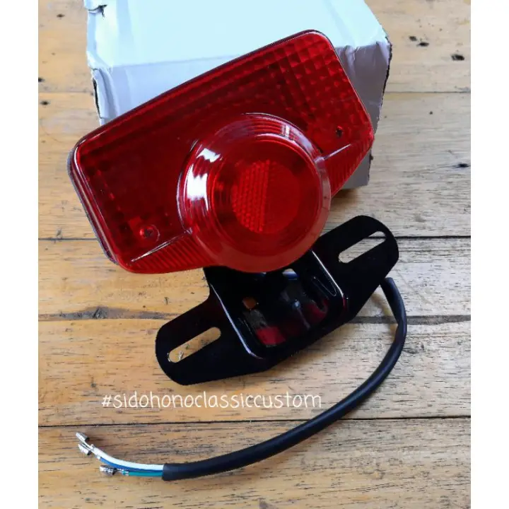 Lampu Belakang Honda Cb100 Cb Standart Set Pangkon Lazada Indonesia