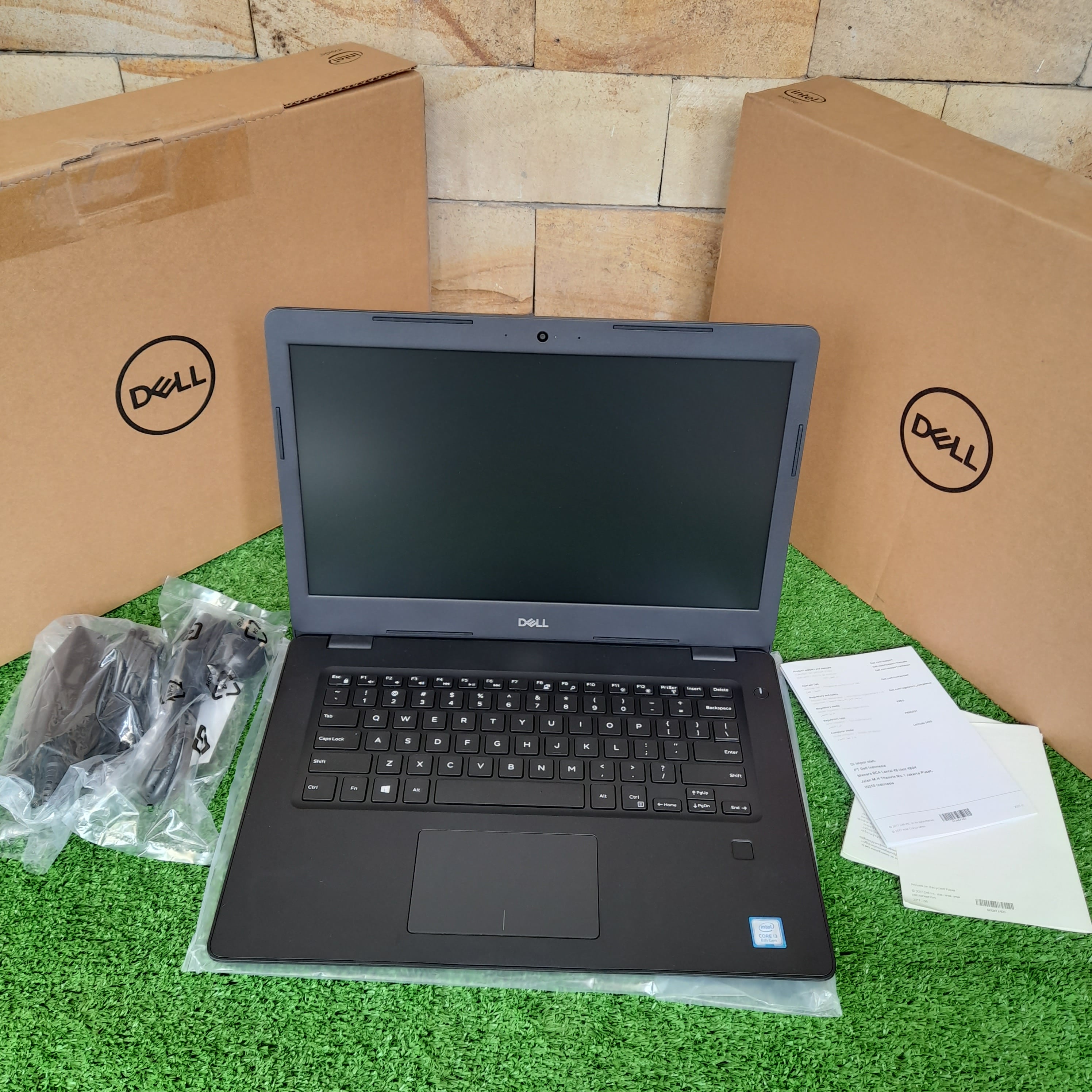 laptop baru dell latitude 3490 core i3 8130U RAM 32GB SSD