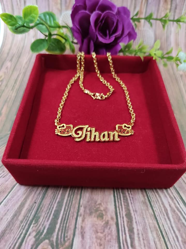 Kalung liontin custom nama kuning lapis 