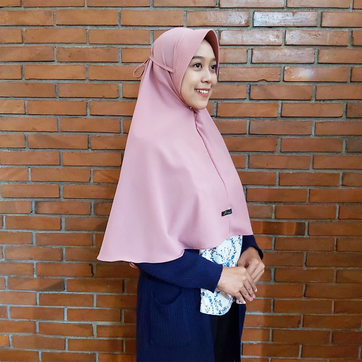 Khimar Tali Pet Antem Azalea Maula Hijab Jilbab Kerudung Khimar Bergo Instan Instant Tali Pet Antem Syari Model Terbaru Kekinian Murah Hot Promo Tangan Pertama Ori Bahan Diamond Ukuran M L Fit