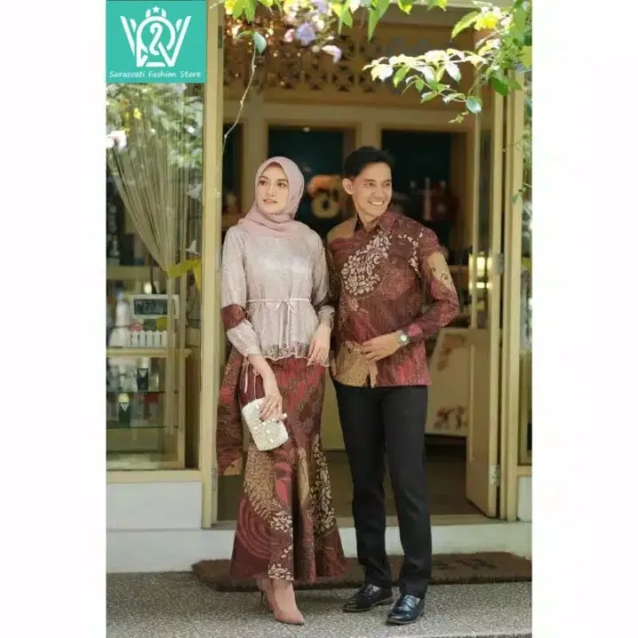 Termurah Couple Kebaya Exsclusif 2021 Cod Batik Kebaya Couple Couple Anak Muda Baju Tunangan Batik Couple Termurah Batik Wanita Terbaru Kebaya Brokat Modern 21100 Lazada Indonesia