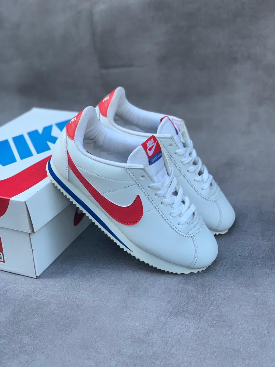 sepatu nike classic