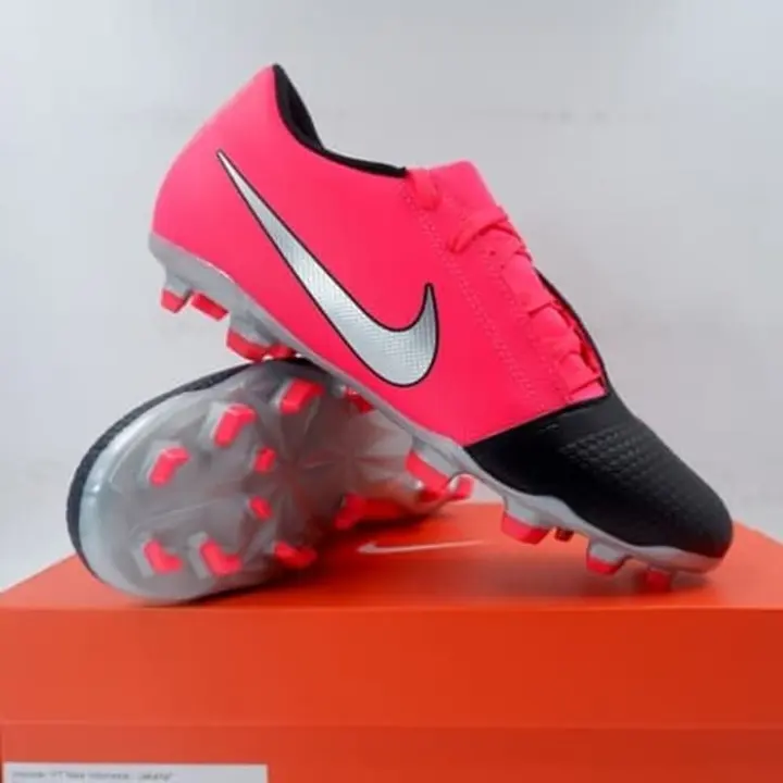 sepatu bola nike phantom