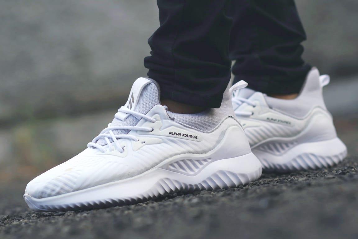 SEPATU ADIDAS ALPHABOUNCE TERBARU