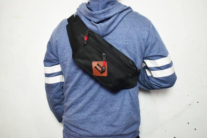 Tas Pria Waistbag Tas Pinggang Selempang Bahu Punggung Dada Sling Belt Bag Fanny Pack Urban Casual Kerja Multifungsi Travel Outdoor Unisex Distro Fashion Sporty Cowok Remaja