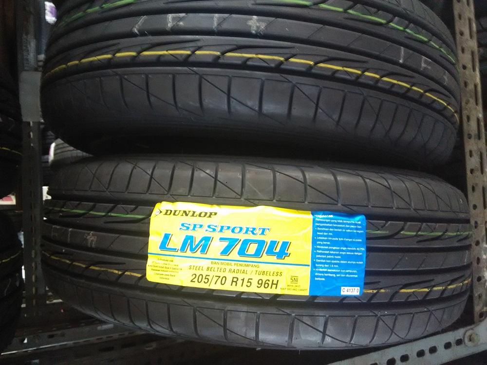 Dunlop SP Sport LM704 205/70 R15 Ban Mobil Taruna CRV Katana Hilux Single Cabin