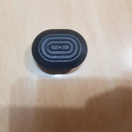 KLIP KANCING SIDE SKIRT TOYOTA INNOVA REBORN INNOVA VENTURER Harga 15,000 rupiah*Gratis Ongkir