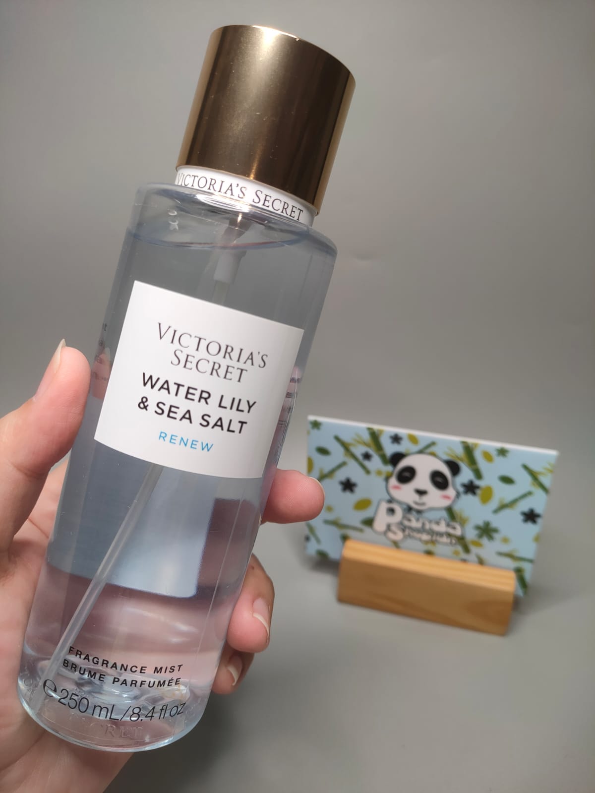 Victoria's Secret Fragrance Mist Water Lily & Sea Salt 250 mL Lazada