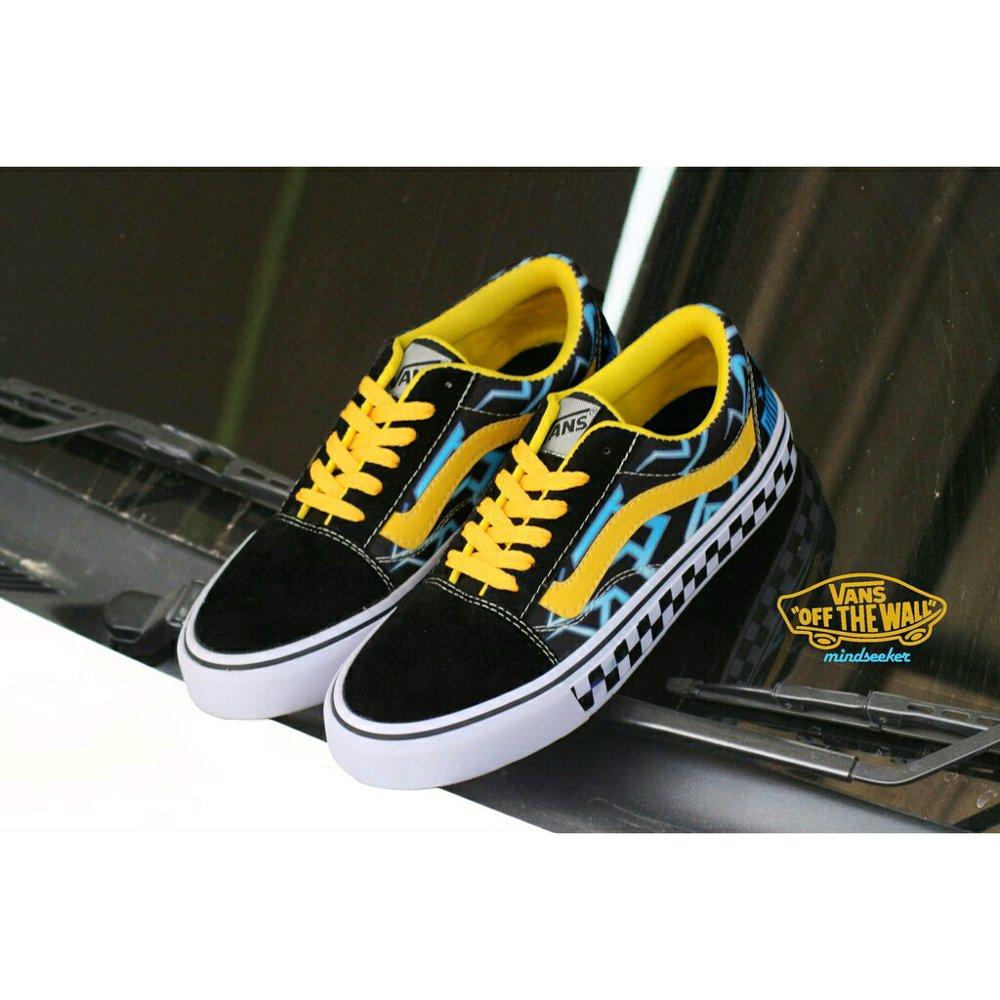 PROMO SEPATU Vans Off the Wall Starwars Sneakers Pria Mario Kets Casual Fashion (Sepatu Santai, Sepatu Kerja, Sepatu Formal, Sepatu Main, sepatu sekolah, sepatu murah, sepatu kuliah, sepatu olahraga pria, sepatu sneakers pria)