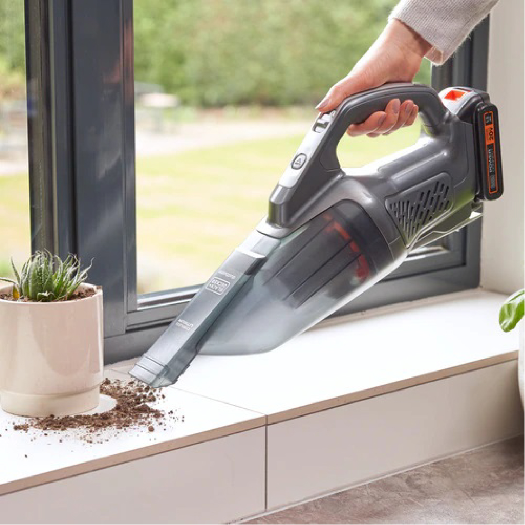 Black+Decker Power Hand Vacuum Cleaner 