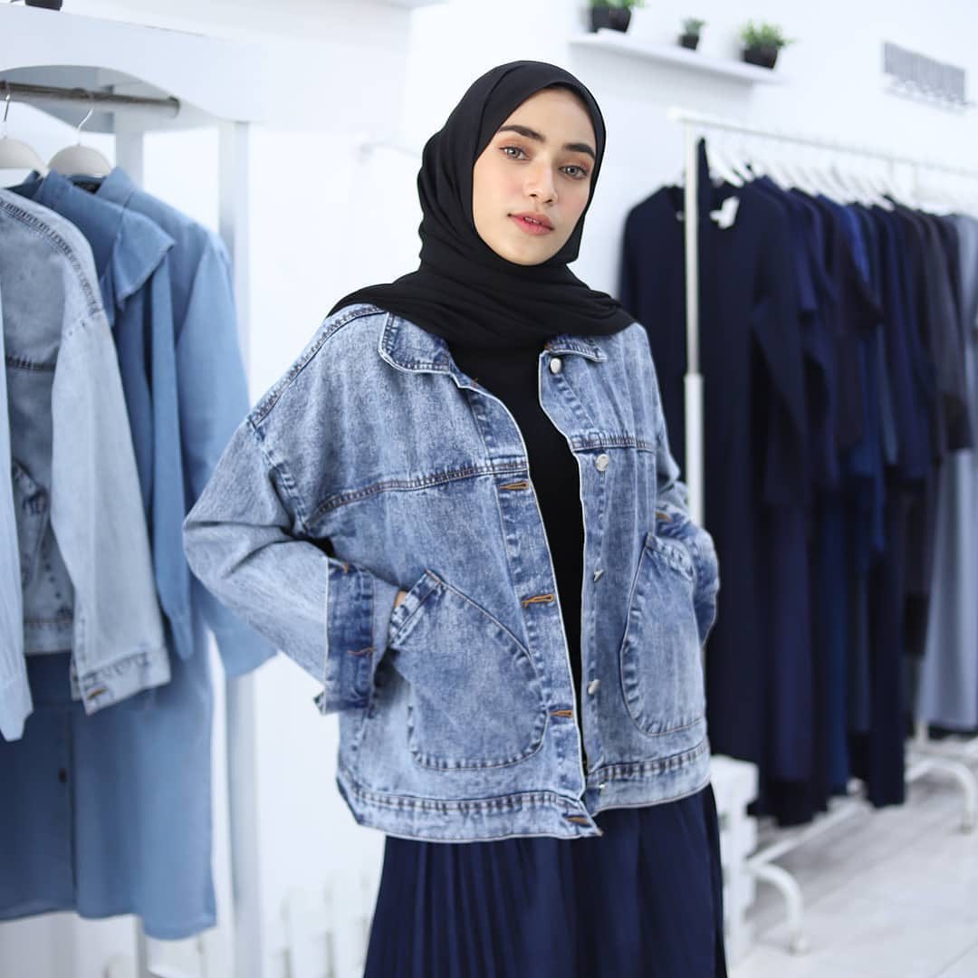 style hijab jaket levis
