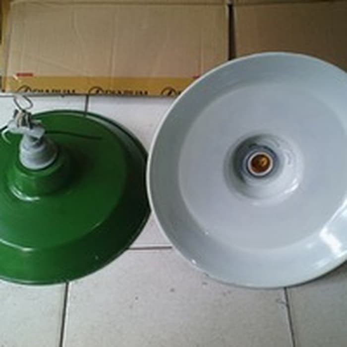 Kap Lampu Hijau Fitting Besi Set E I Fiting Gantung Keramik Lampu