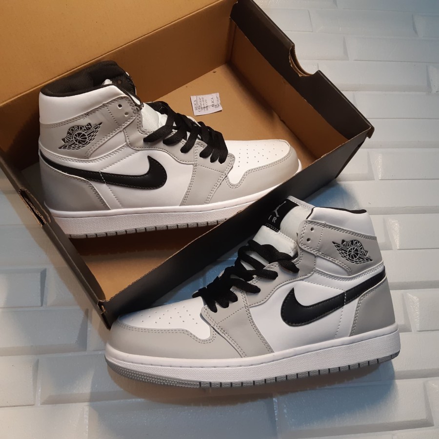 Jual Mid Smoke Grey Jordan 1 Terbaru - Jun 2022 | Lazada