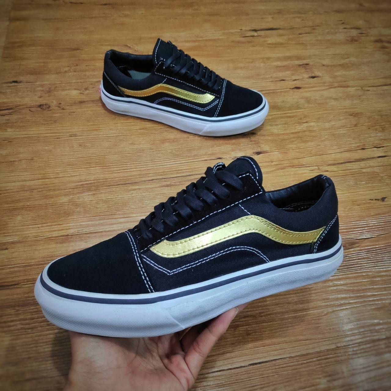 gold glitter vans old skool