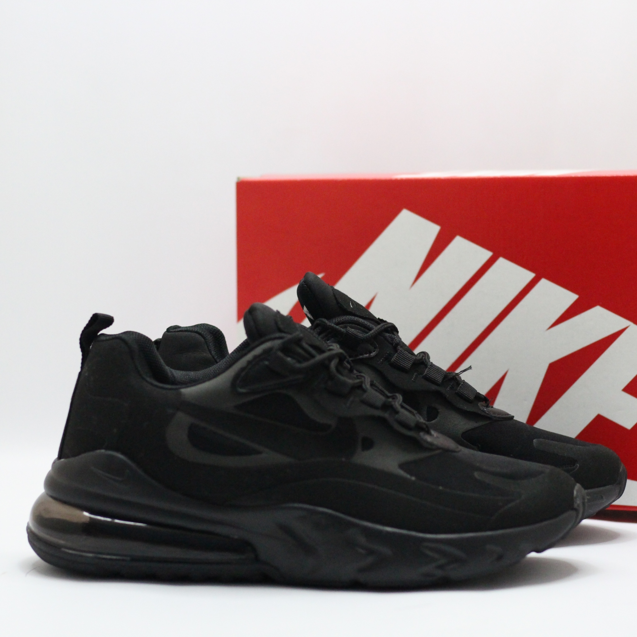 nike air max react all black