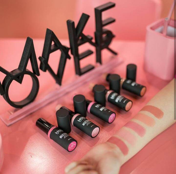 make over blush stick