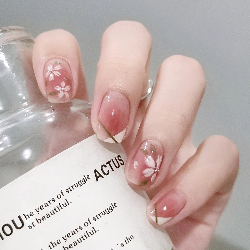 Cute Short Nail Art