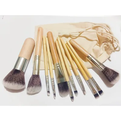 Make Up Brush Wood 11Set/Kuas MakeUp| Make Up Brush 11 Set with Pouch