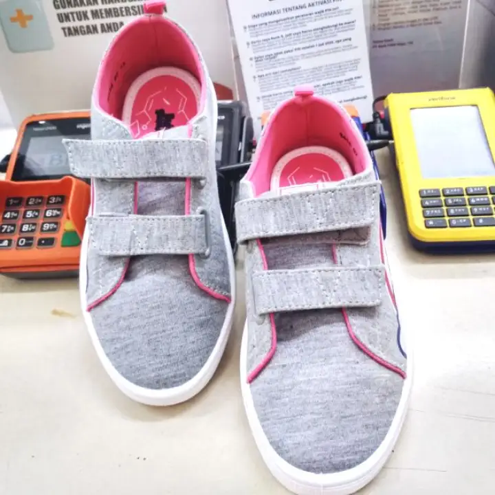 bata bubblegummer softy shoes
