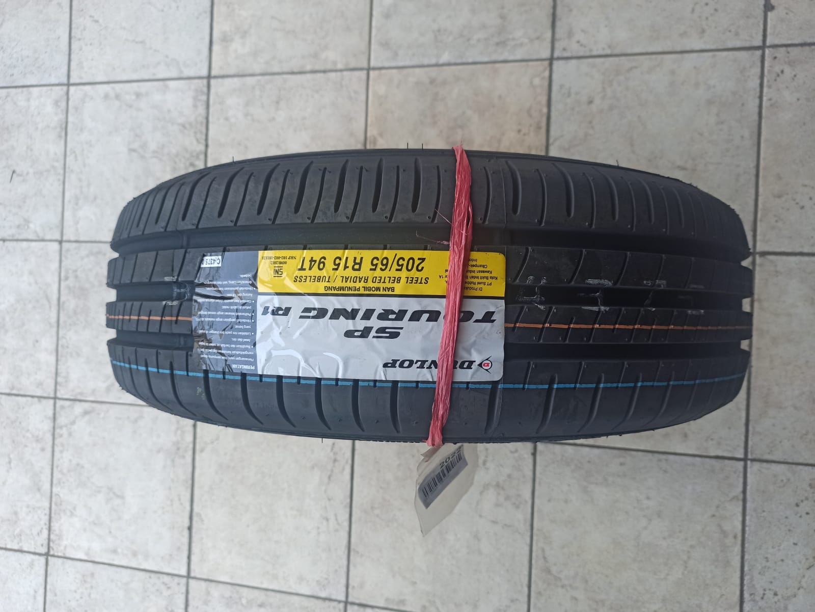 Dunlop SP Touring R1 205/65 R15ยางรถยนต์ Innova | Lazada.co.th