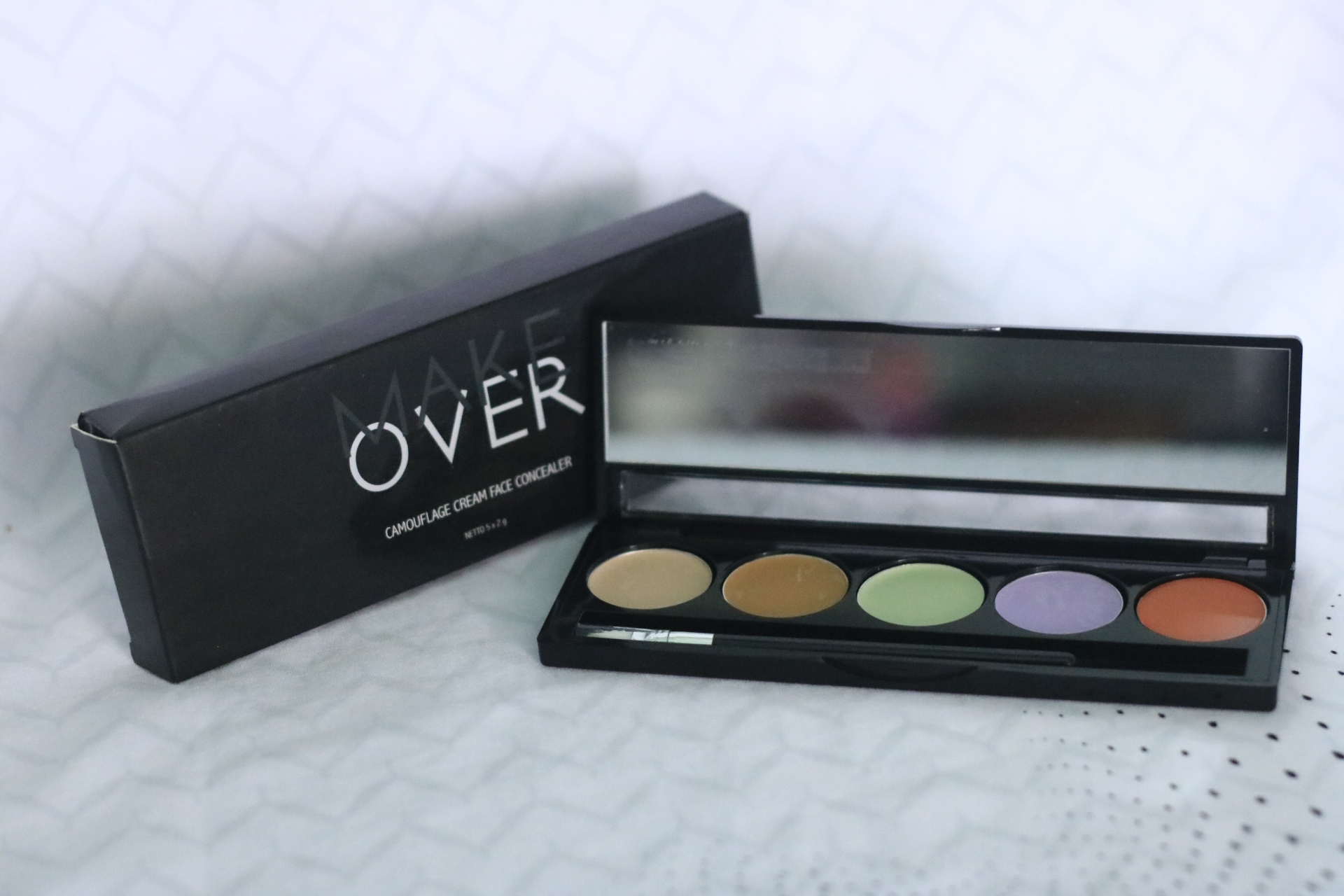 makeover camouflage cream face concealer