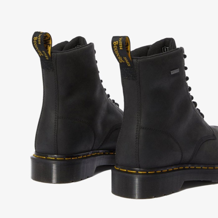 1460 dr martens waterproof