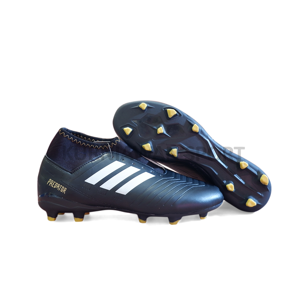 adidas soccer boots black