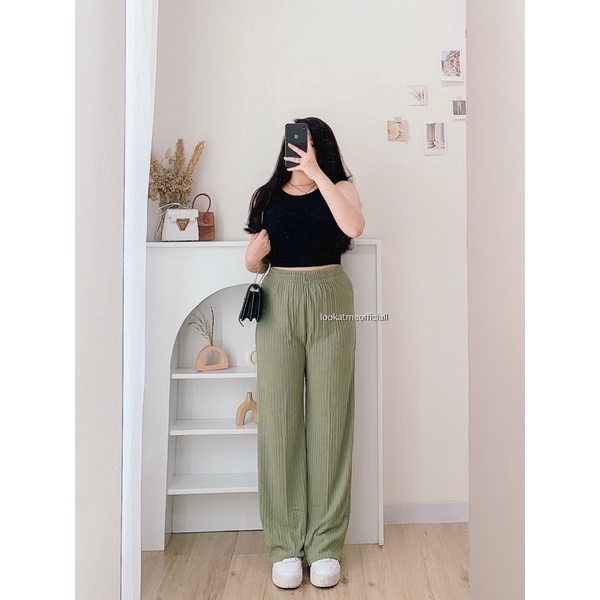 Tanga kiygan keksa ayollar