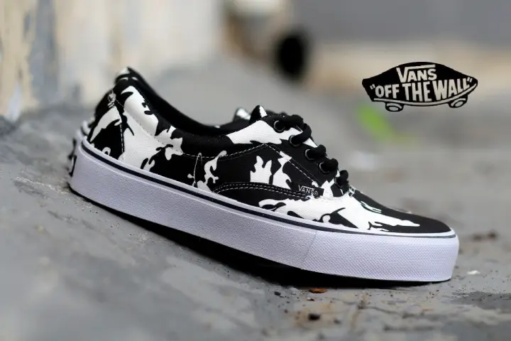 vans authentic army