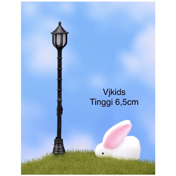 miniatur lampu jalan utk diorama, topper cake, art n craft, hiasan, dsb