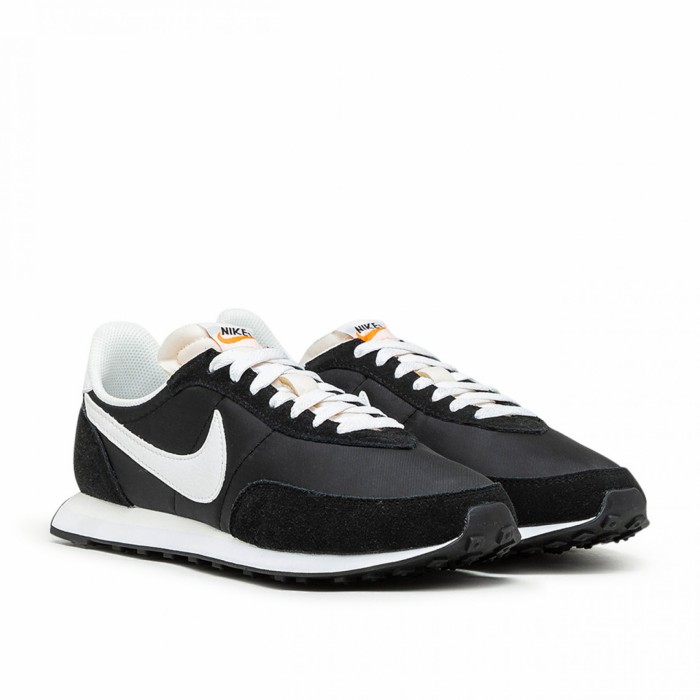 nike orange black trainers