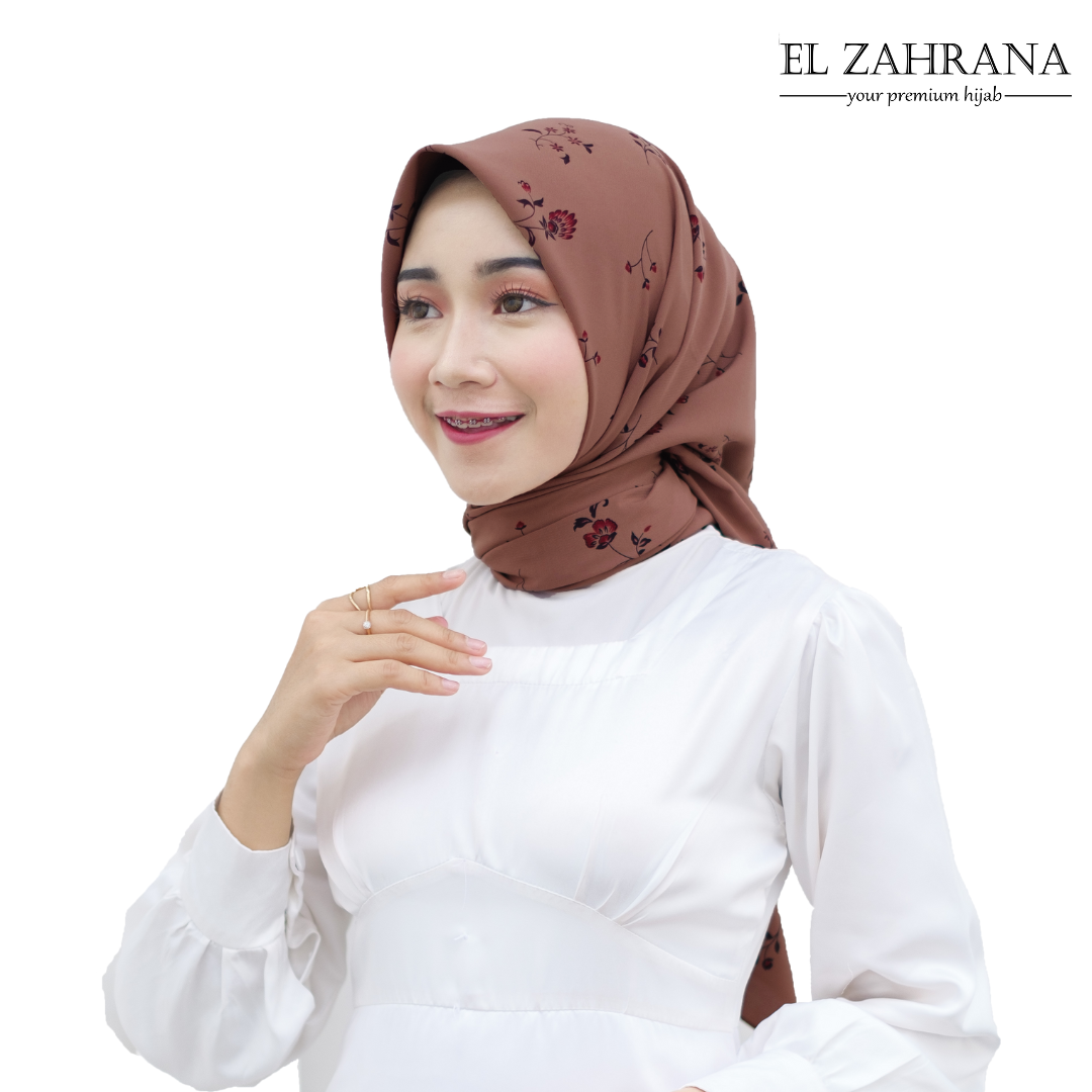 Brazzers it uslubidagi porno