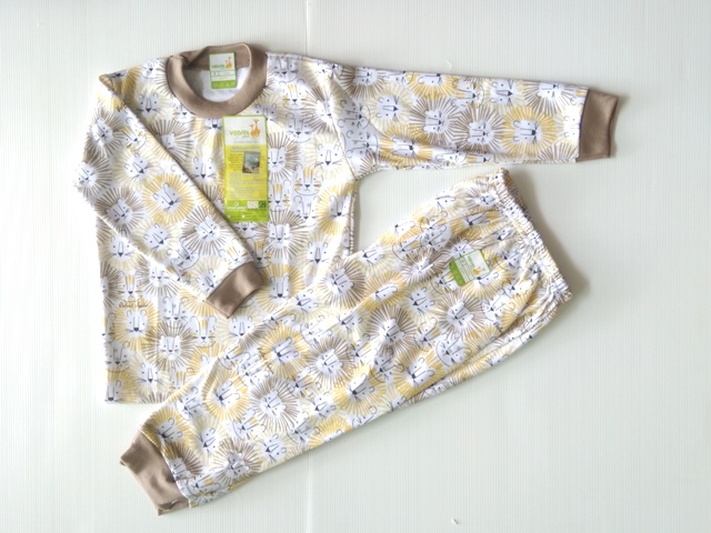 Velvet Junior | Lazada.co.id