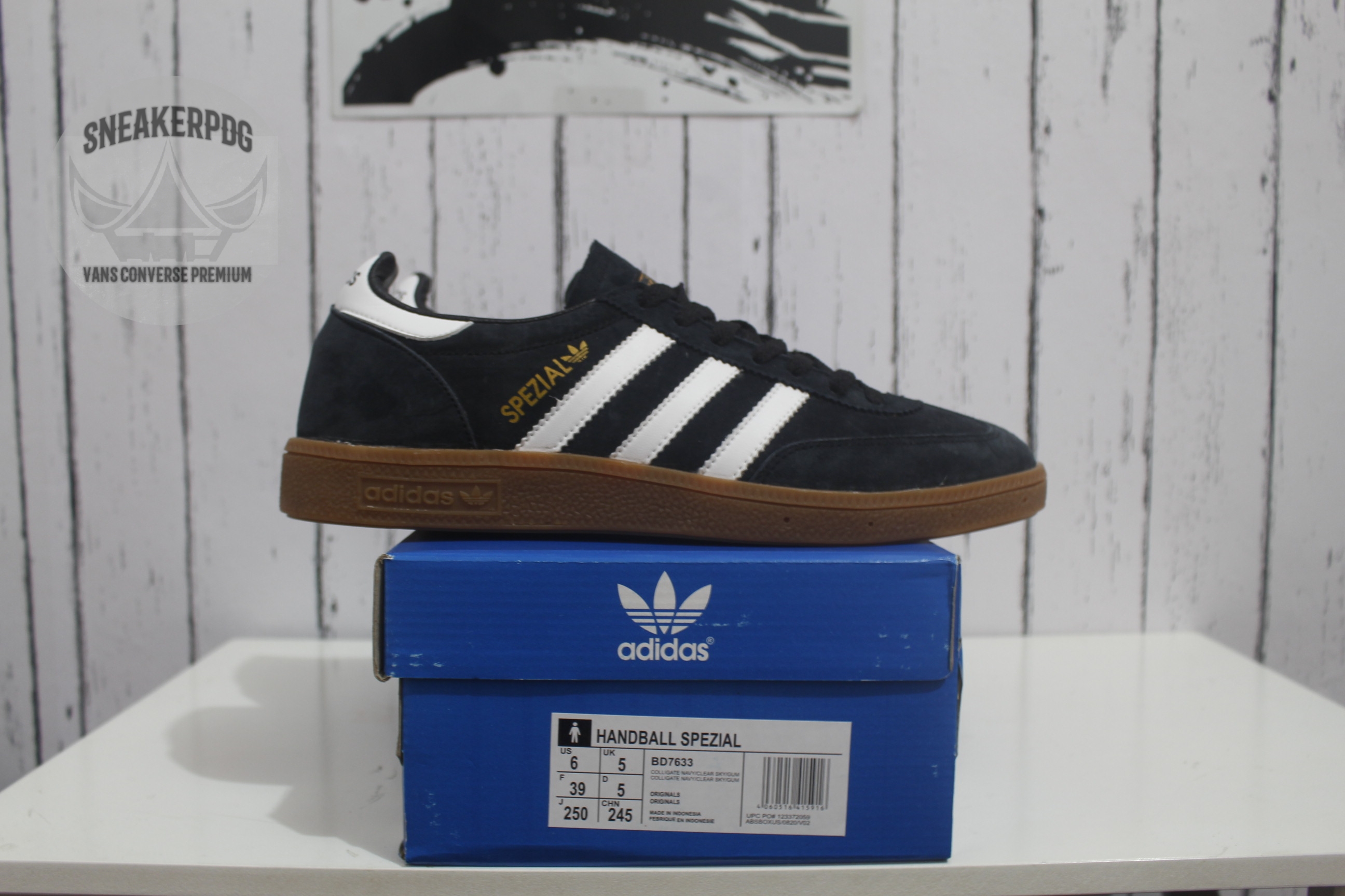 adidas spezial premium