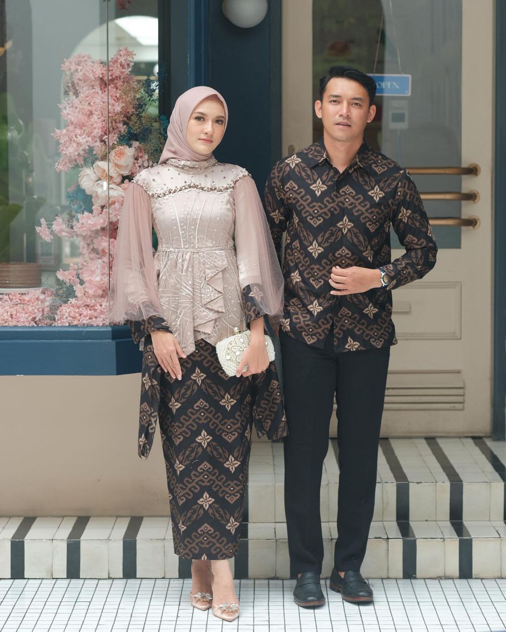 Kebaya batik couple vanilla brown GRATIS JILBAB kebaya wisuda kebaya ...