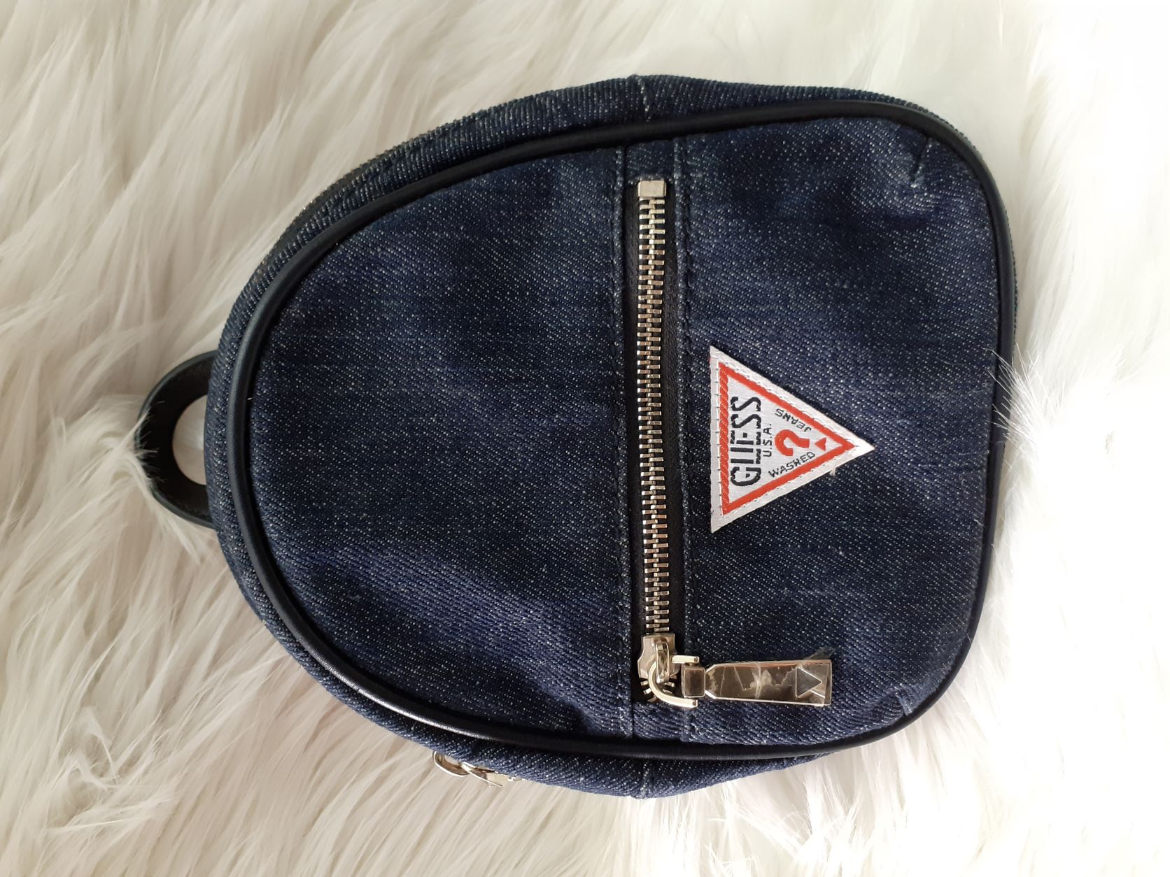 Jual Mini Backpack Guess Terbaru - Aug 