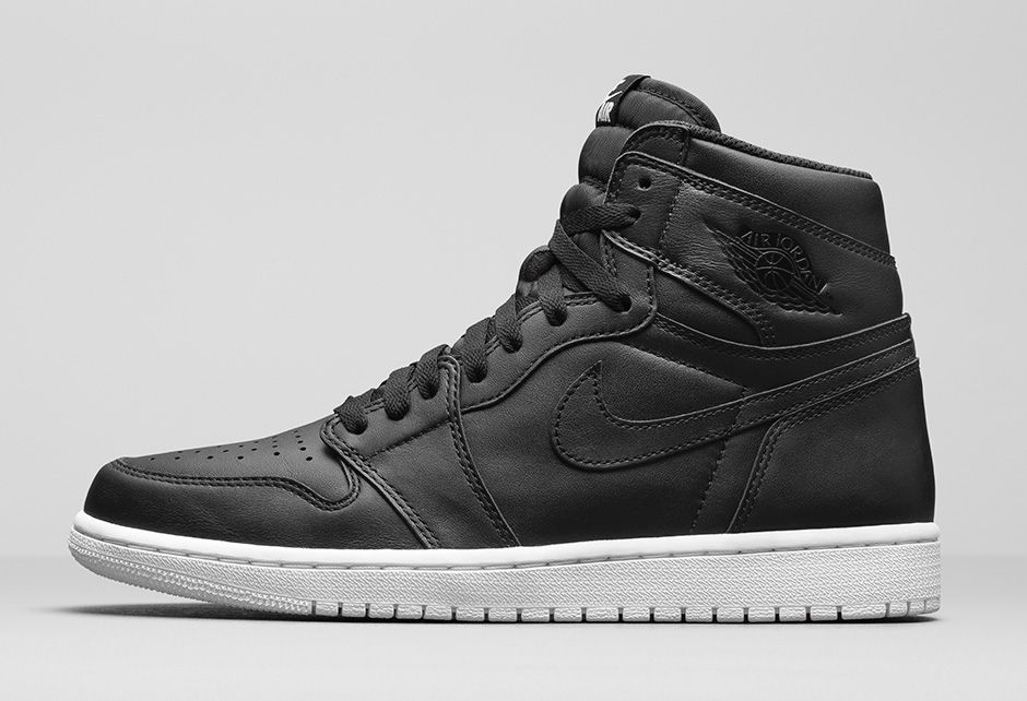 all black jordan 1 white sole