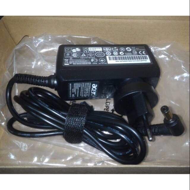 Acer Adaptor Charger Aspire One 725 756 AO725 AO756