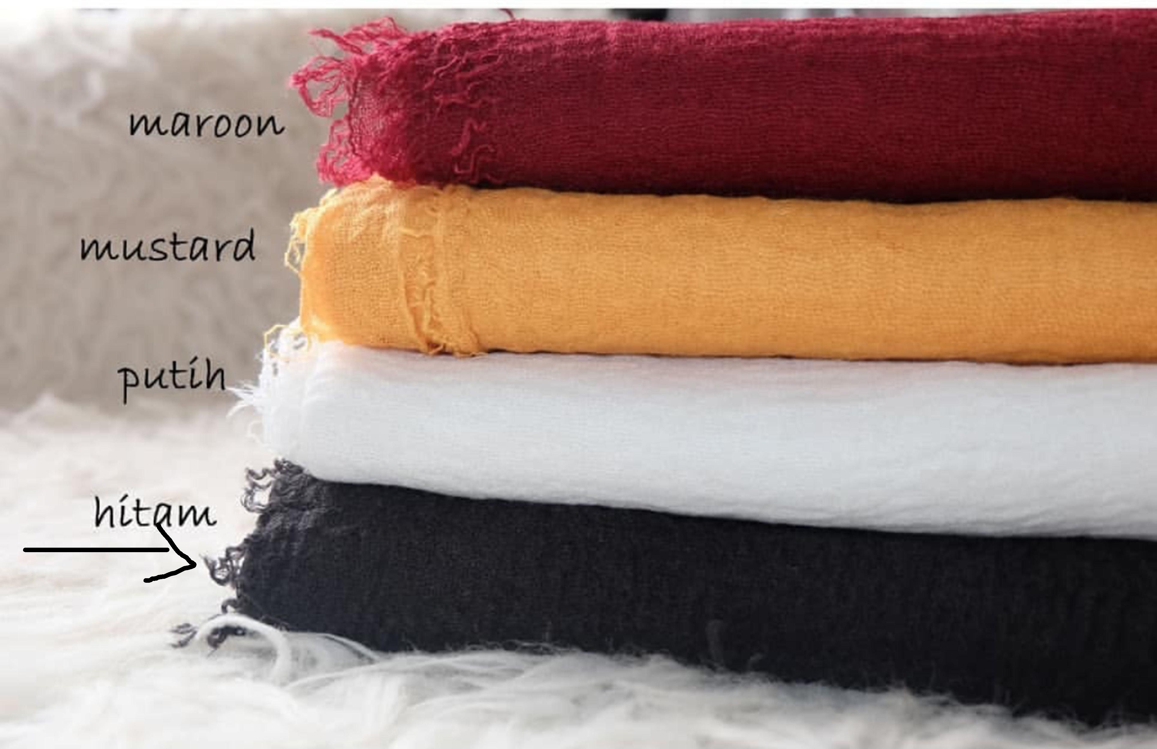 PROMO . HIJAB UMAMA SCARF NEGRO SHAWL .model crinkle.jilbab modern terbaru impor