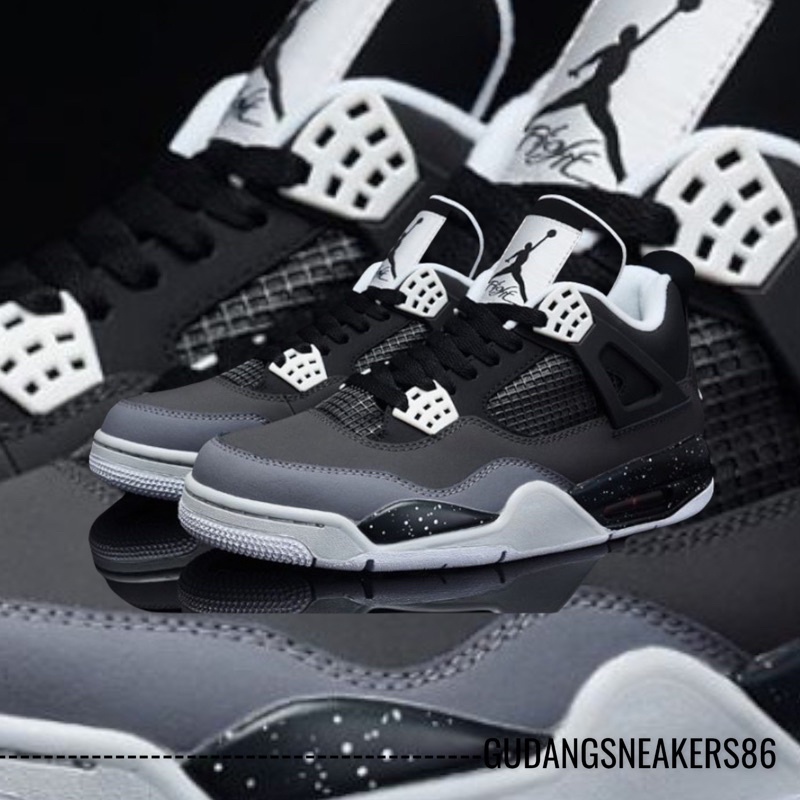 Jual Air Jordan 4 Retro Original Terbaru - May 2022 | Lazada