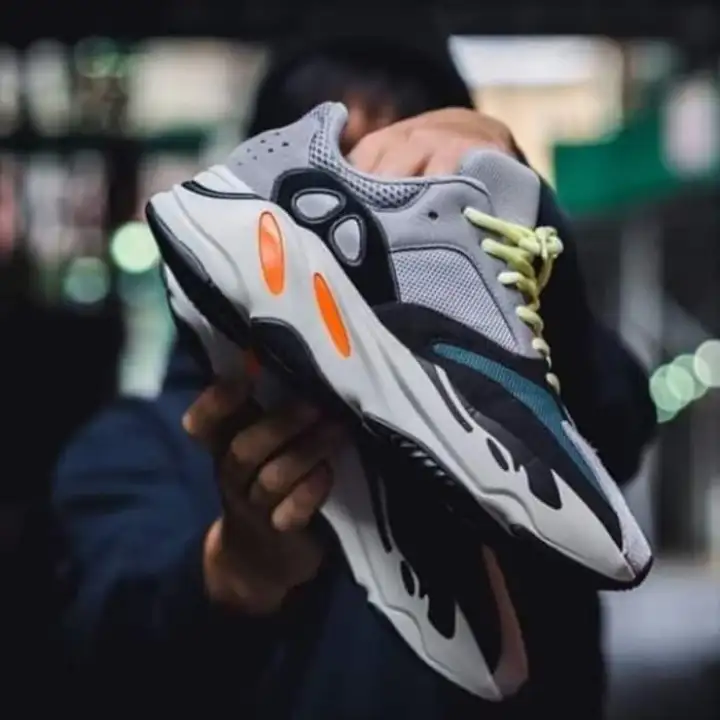 yeezy boost 700 original