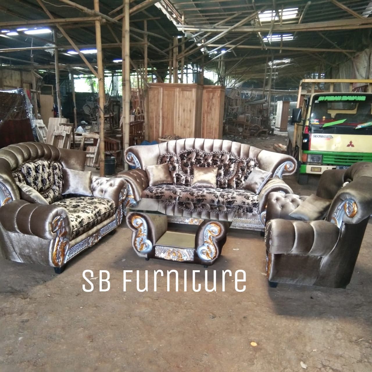 Featured image of post Harga Sofa Jaguar