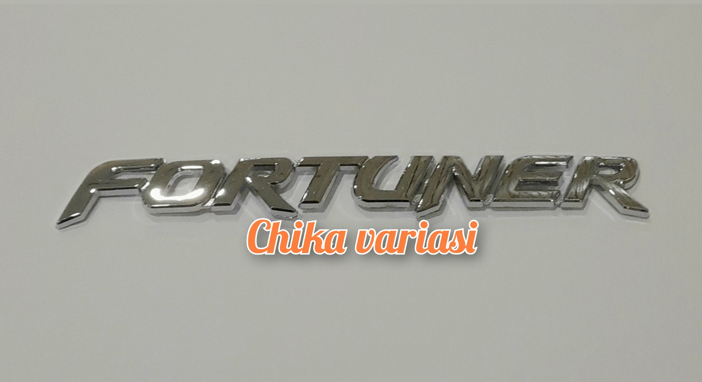 Logo Embleme Emblem Mobil Tulisan Fortuner Chrome Model Tempel Embleme Logo Mobil Tulisan