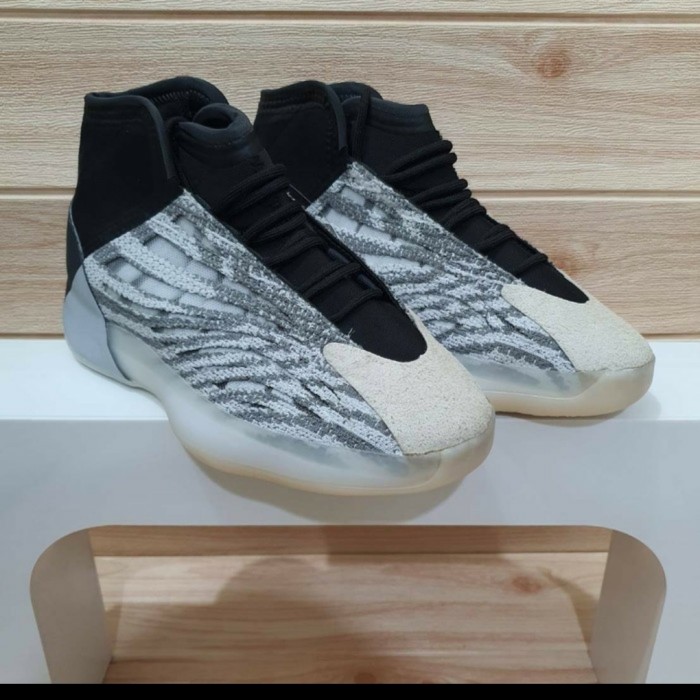 yeezy quantum basketball performance