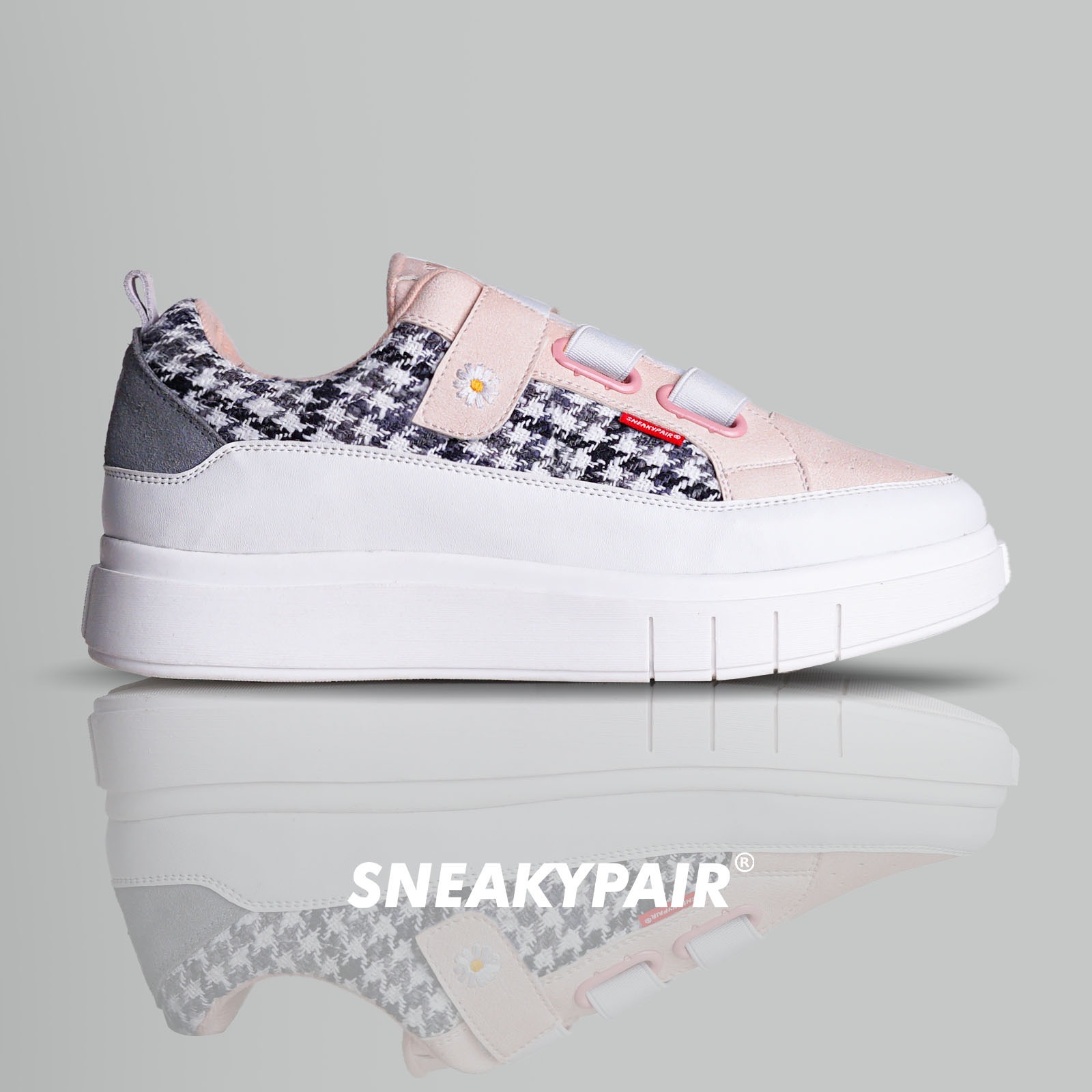 SNEAKYPAIR Daisy My Pink Journey Sepatu Wanita Sneakers Shoes