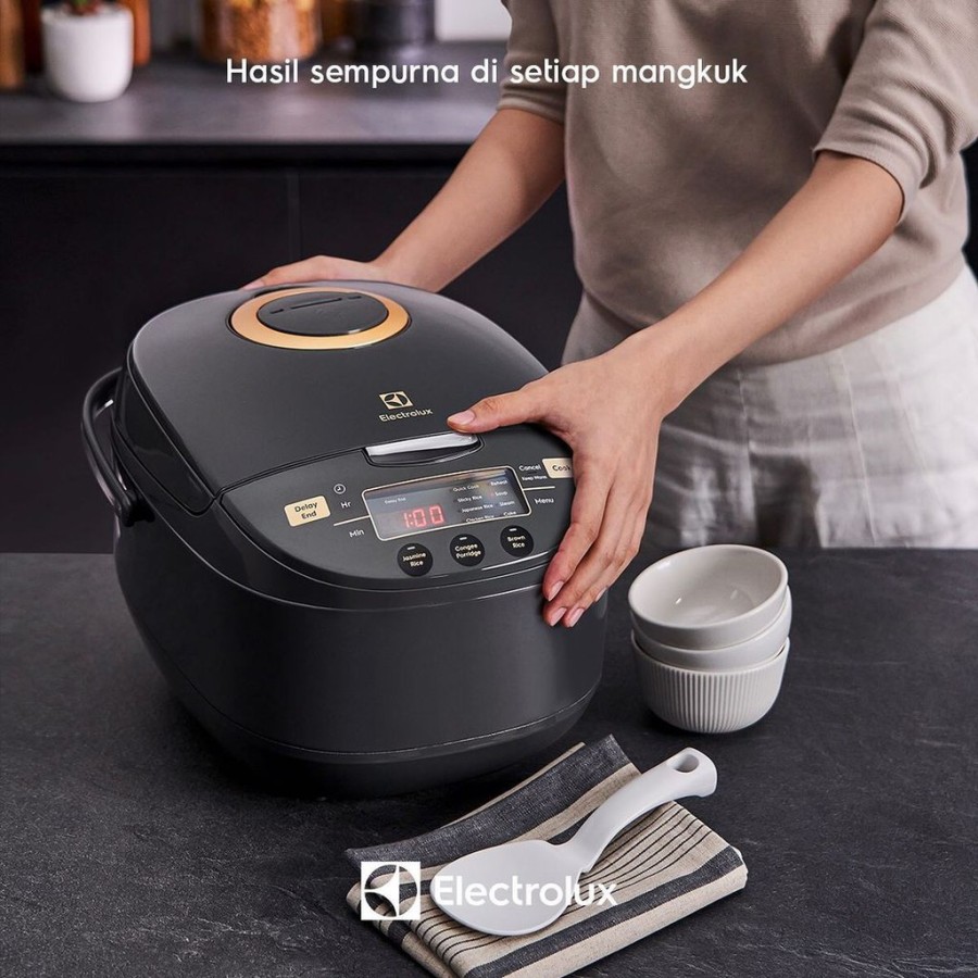 Electrolux Rice Cooker E7RC1650K E7RC1650K Penanak Nasi Magic Com