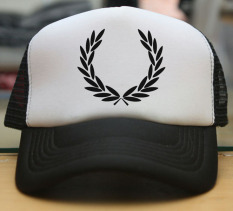 Custom Concept Trucker Hat Fred Perry - Hitam/Putih