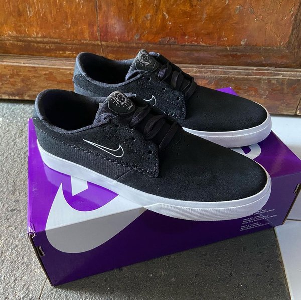 Nike Indonesia Online Store - Harga Sepatu Nike SB Original Mei 2022