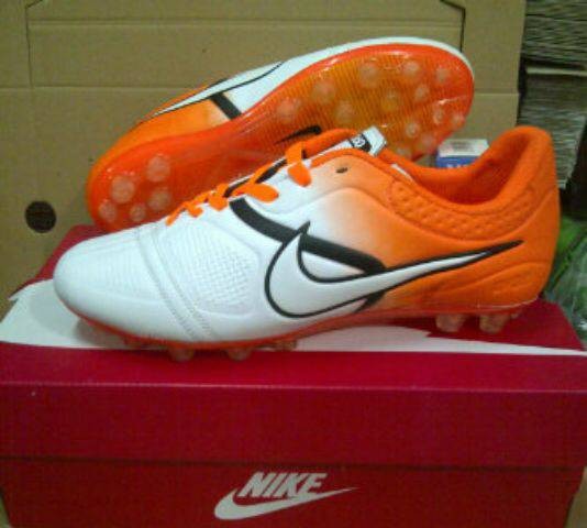 Jual Nike Ctr 360 Terbaru | Lazada.co.id